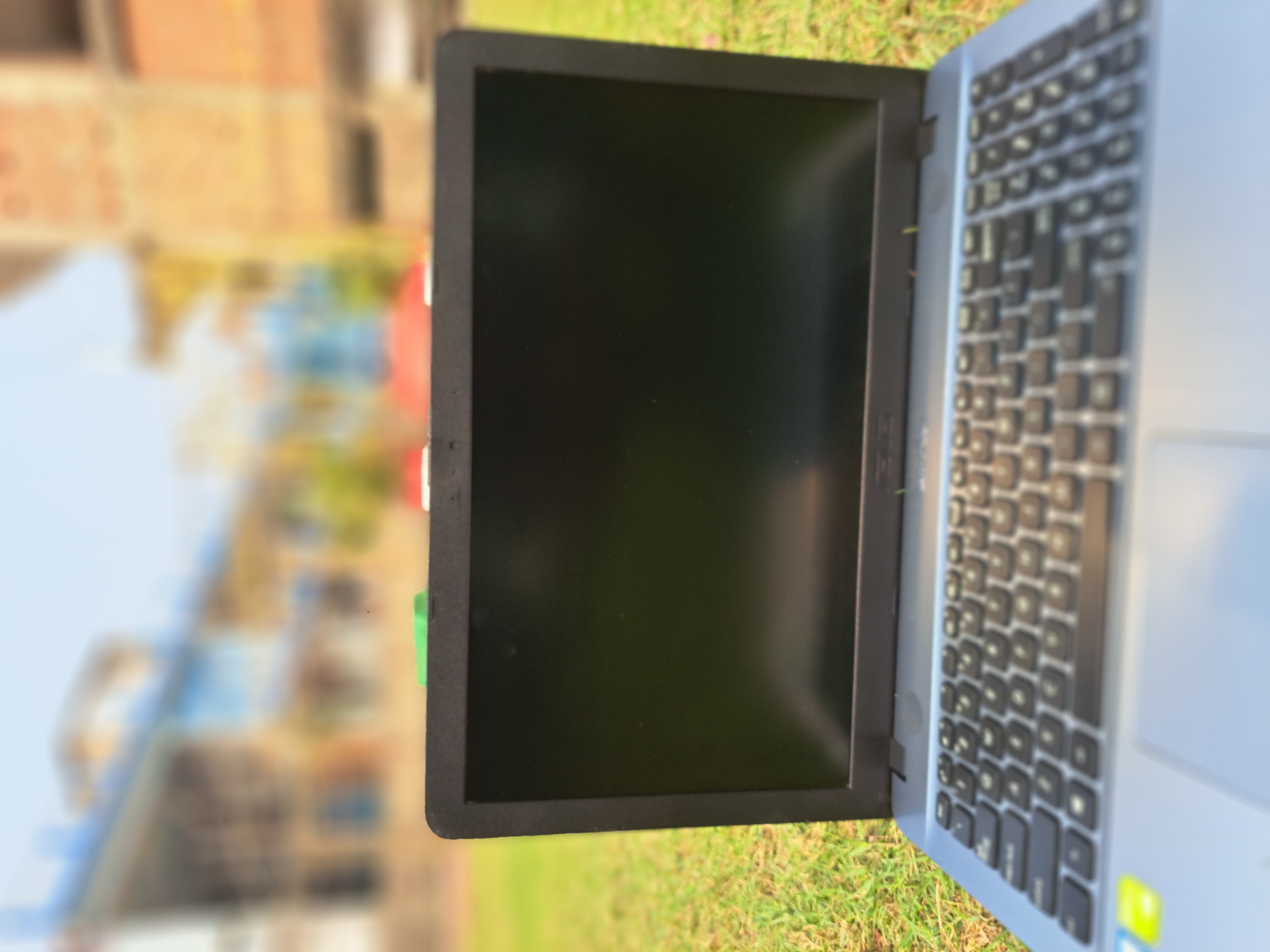 Asus Vivobook (DM464) - Intel Core i3 6th Gen | 8GB RAM | 256GB SSD | 14" Full HD Display | SonicMaster Audio | Slim & Portable