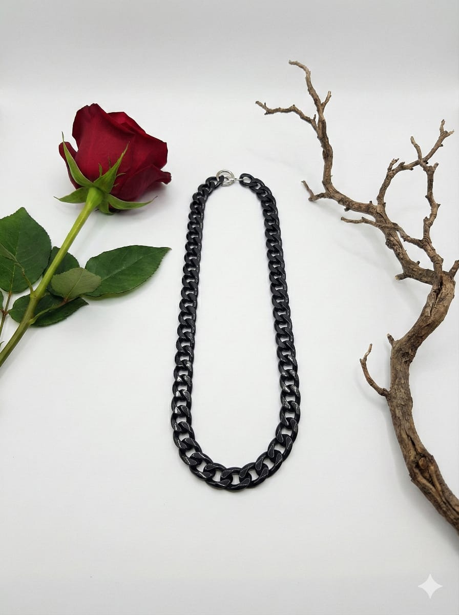 Collar de cadena gruesa negra