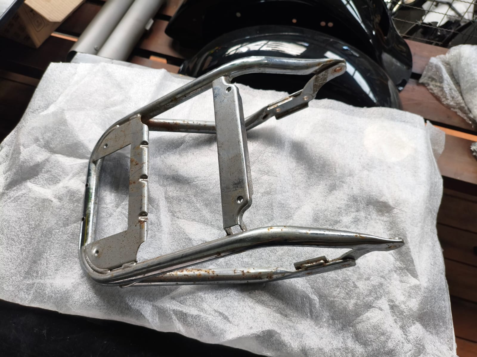 Suporte  Baú de  Harley Davidson