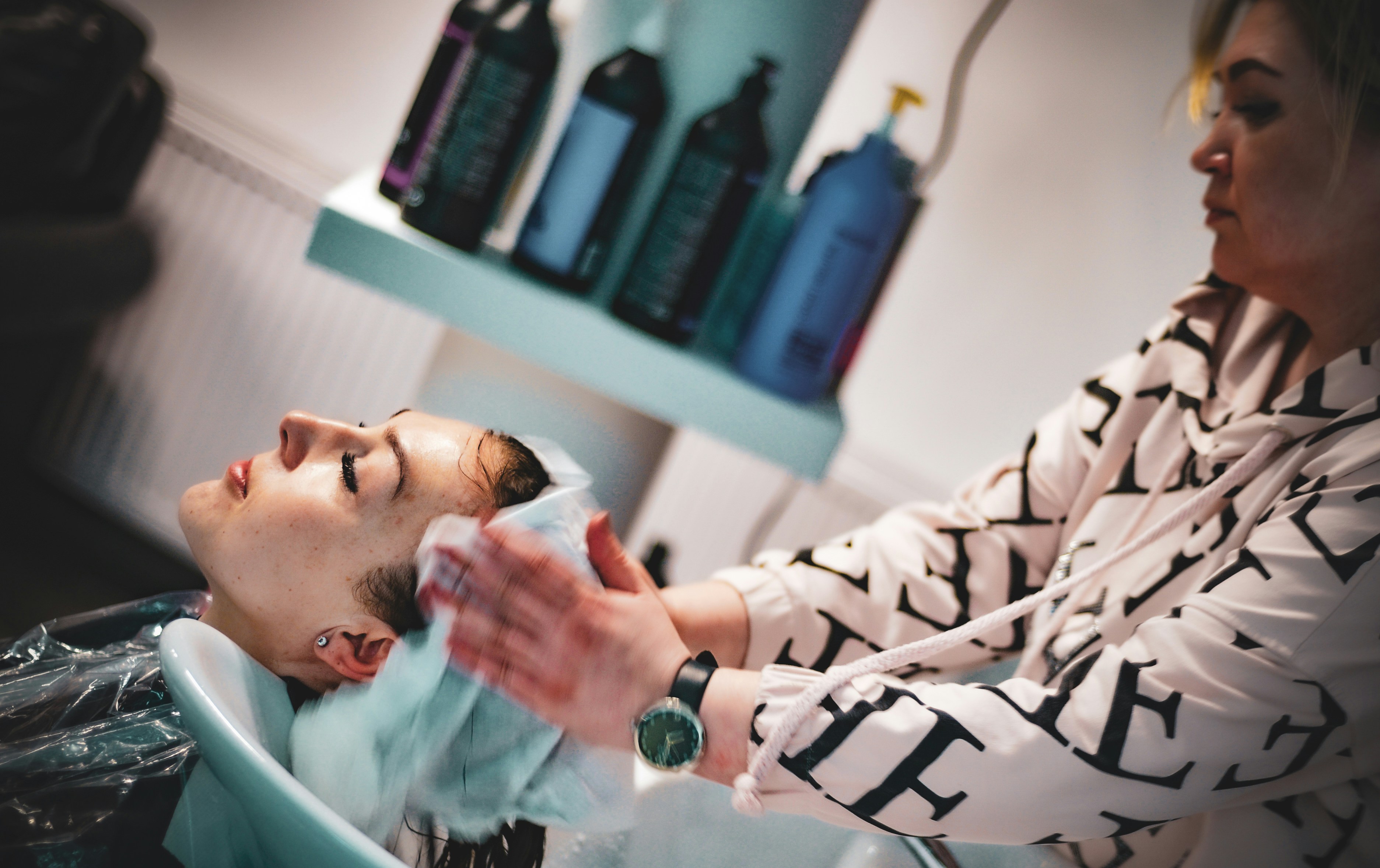 Shampoing + Brushing  Cheveux Courts