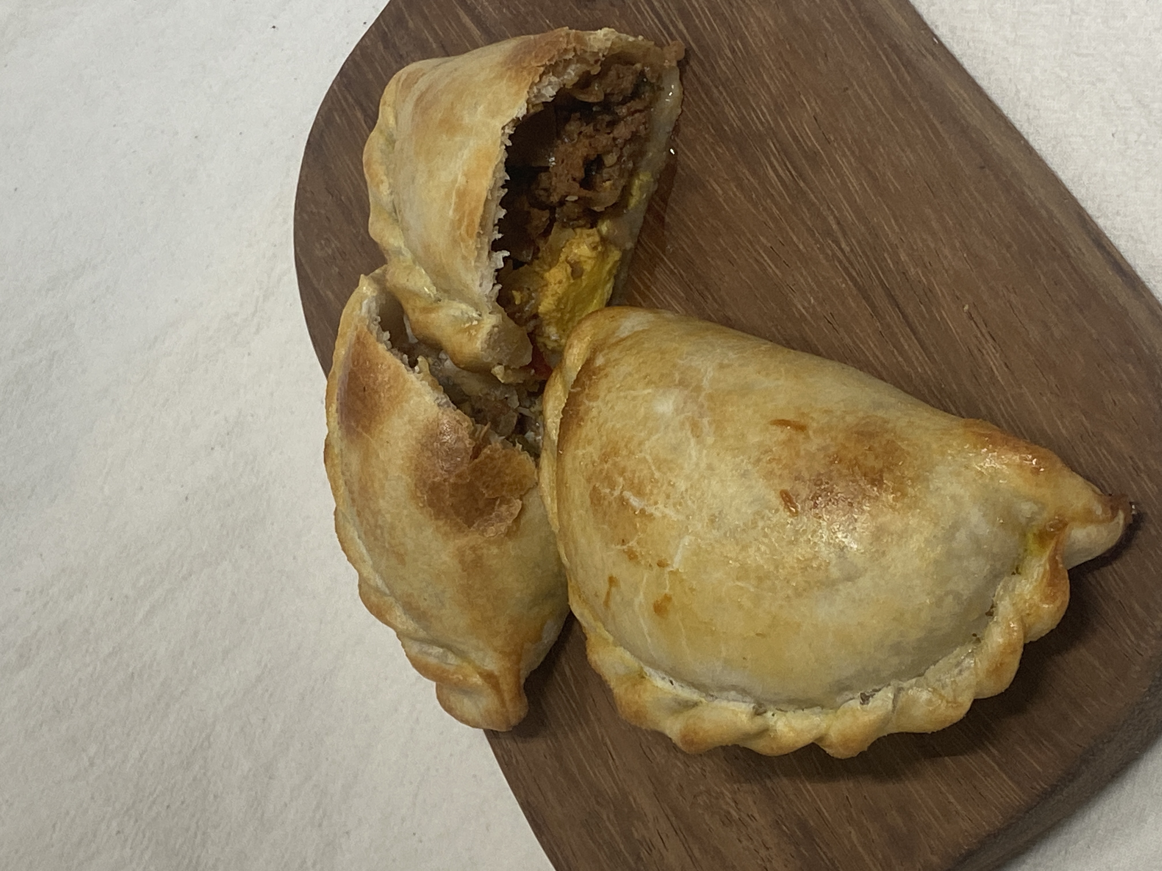 Empanada de Carne Tradicional