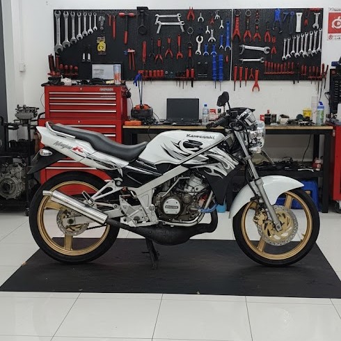Kawasaki Ninja R White 2012