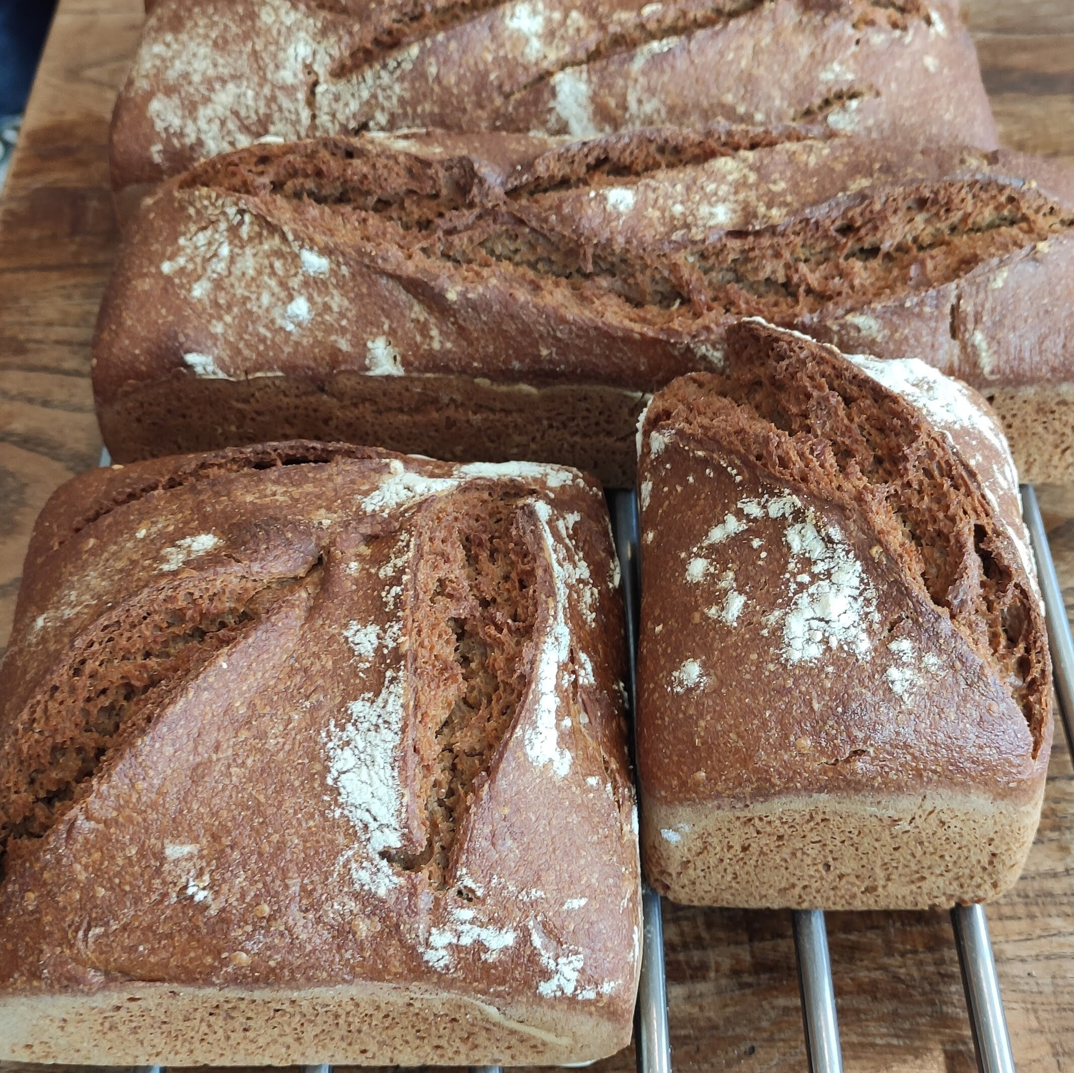 Siyez Unlu Ekşi Maya Ekmek ( 900 gram )