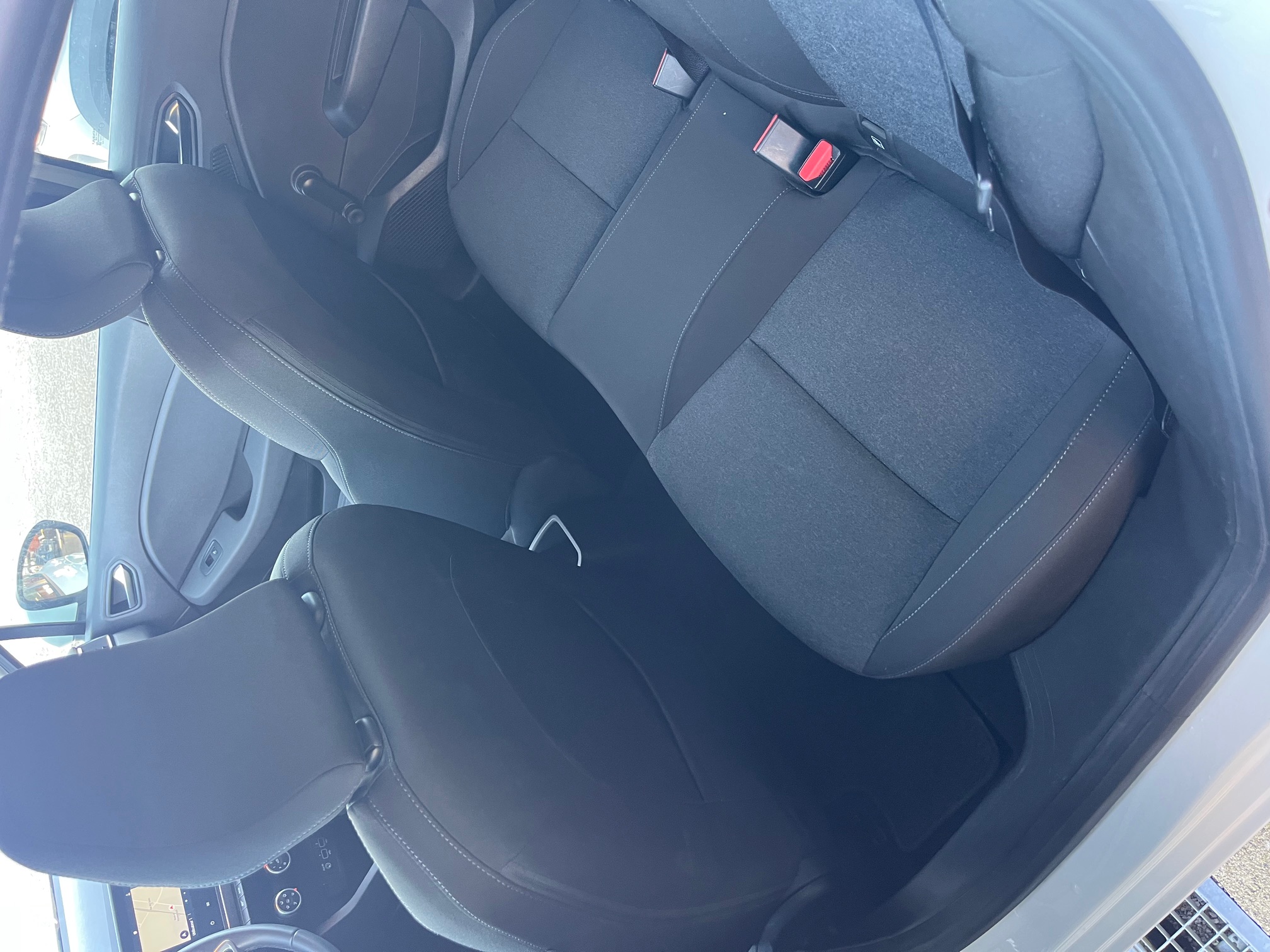 Renault CLIO 1.5 BLUEDCI 100 CH BUSINESS