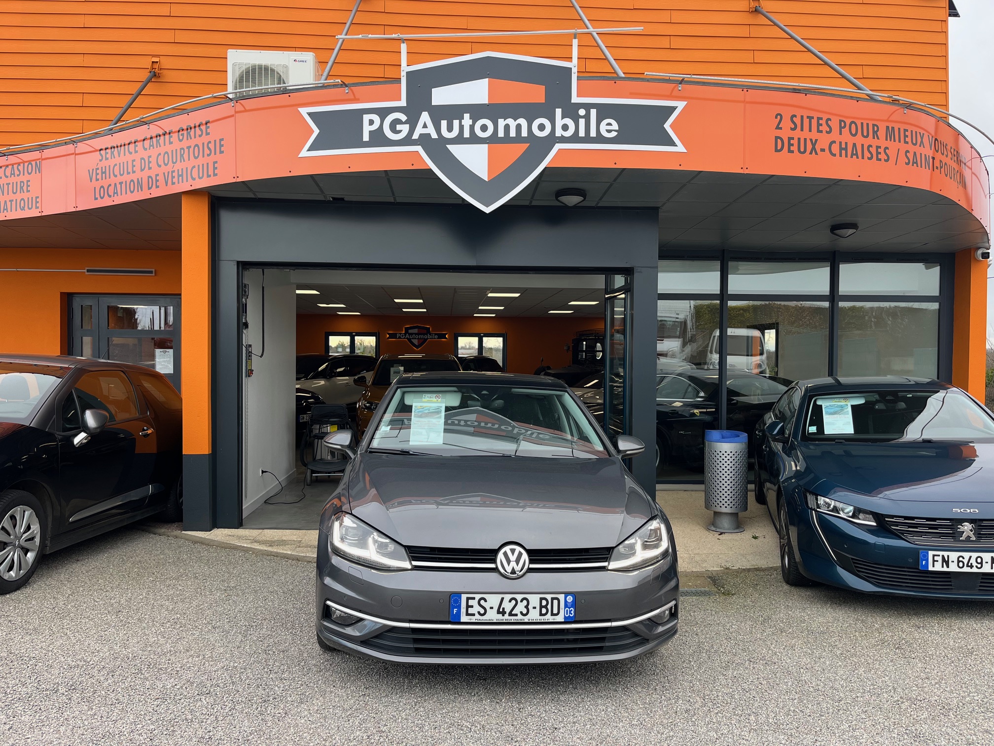 Volkswagen Golf Carat EXCLUSIVE DSG 7