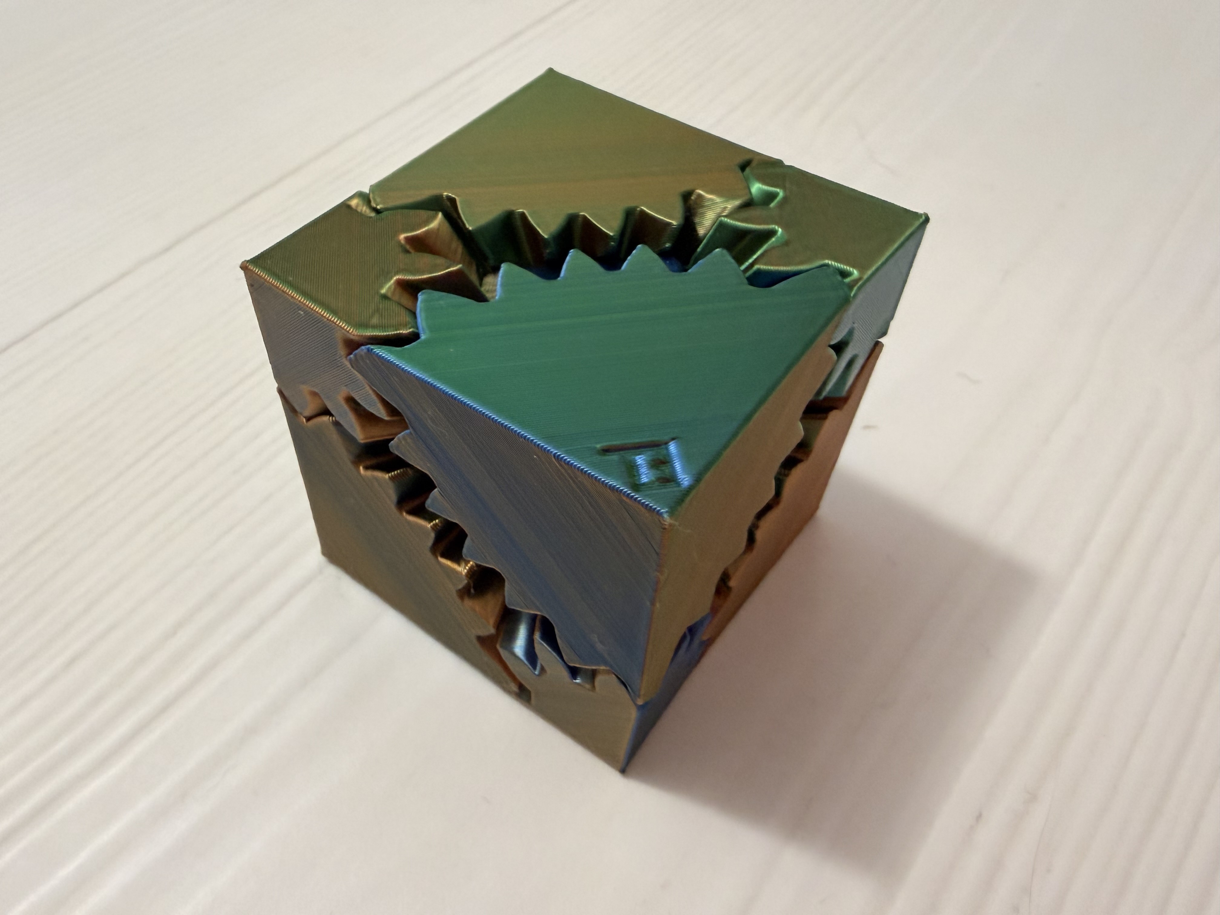 Gear Cube