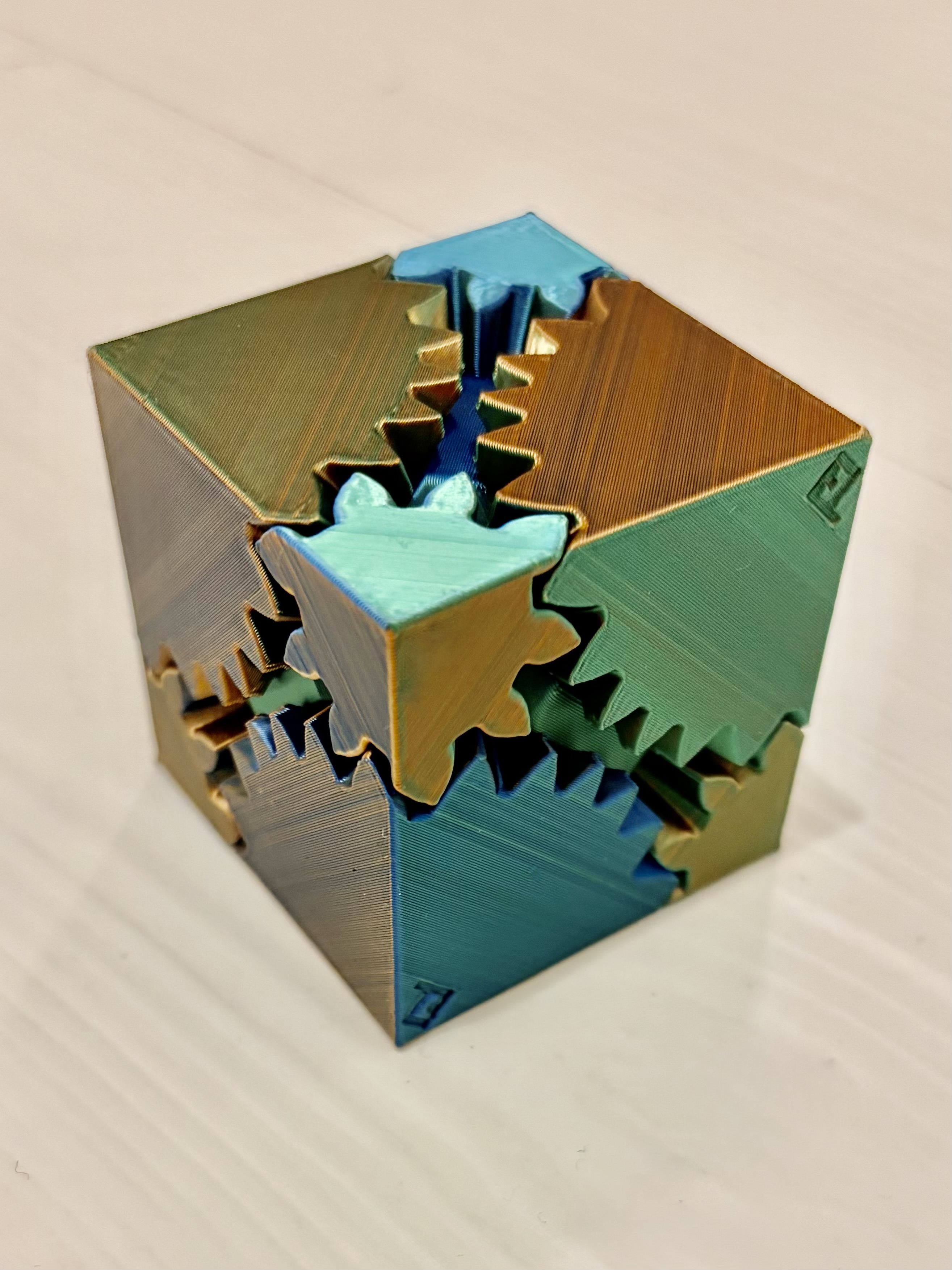 Gear Cube
