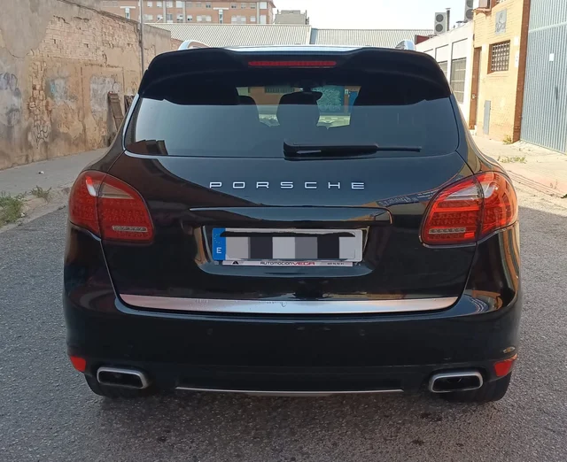 Porsche Cayenne 2012 