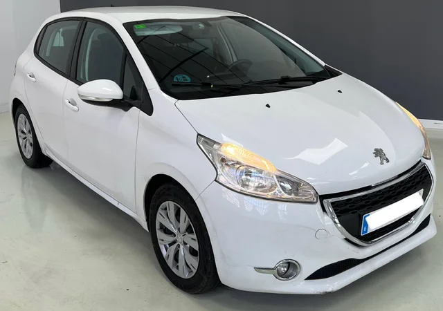 Peugeot 208 2016