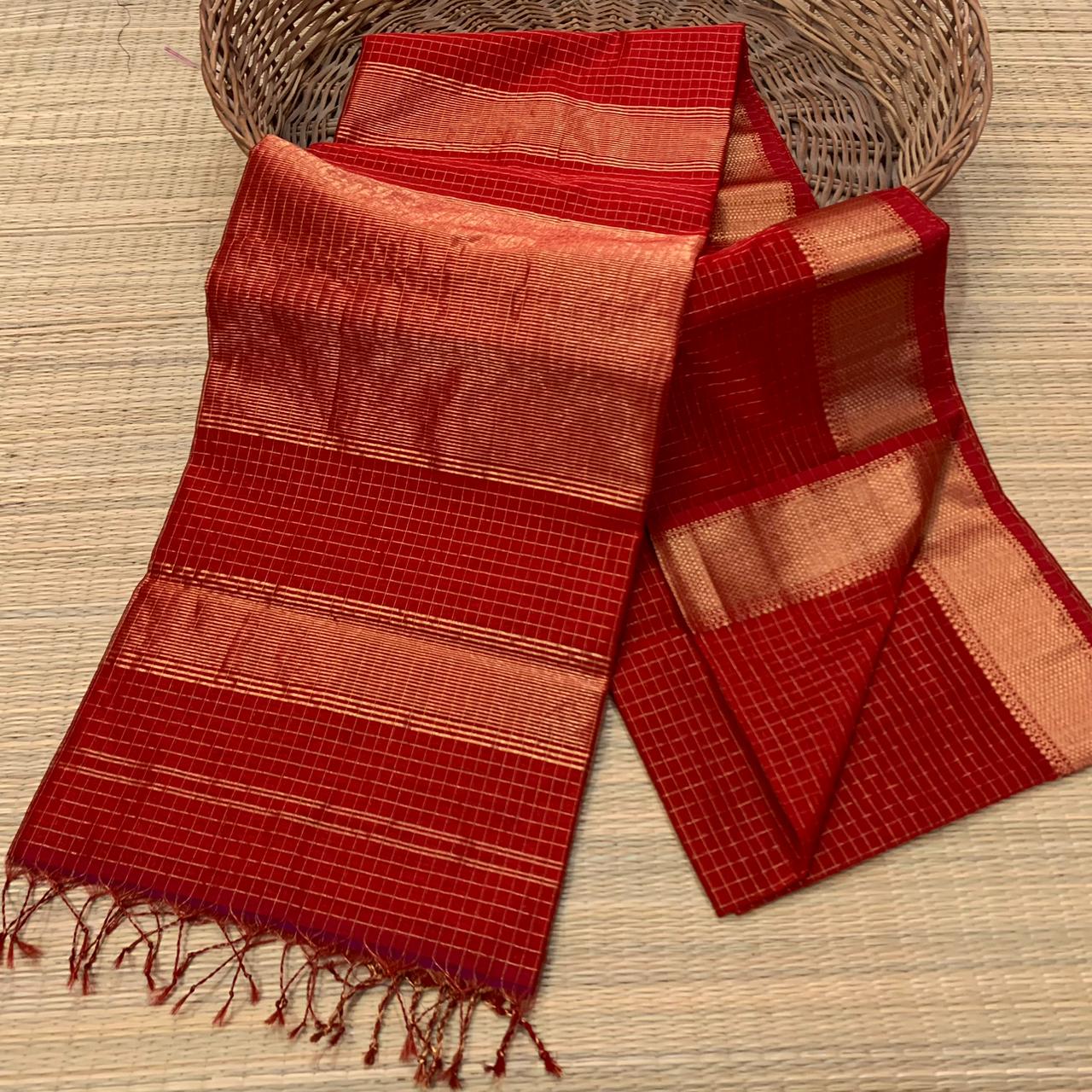 Maheshwari Handloom Saree Zari Checks
