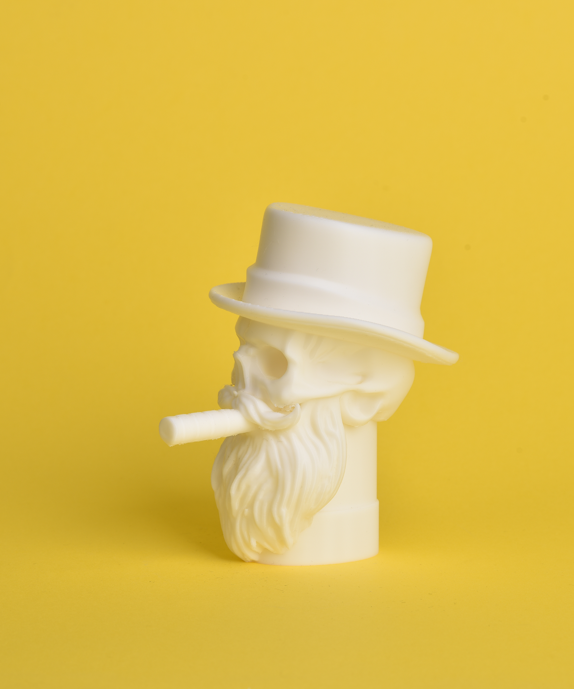 Puro İçen İskelet Kafası