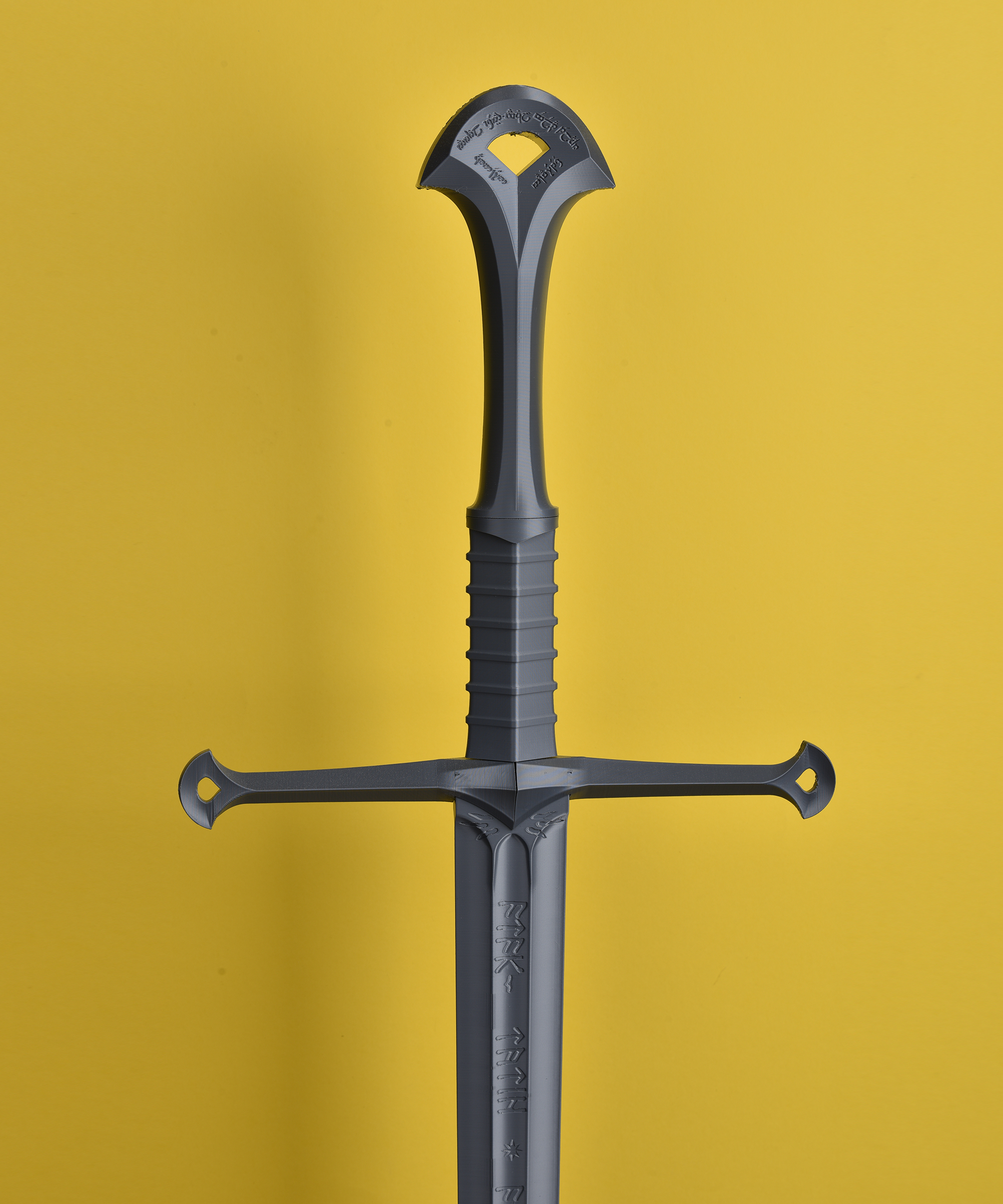 İsildur’un Kılıcı (Narsil / Andúril) - Yüzüklerin Efendisi