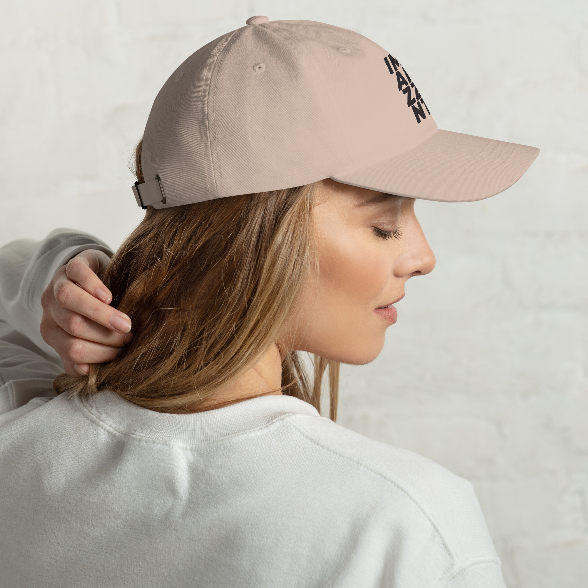 IMBARAZZANTE Cappellino - Italian Word Baseball Cap - Minimalist Statement Hat