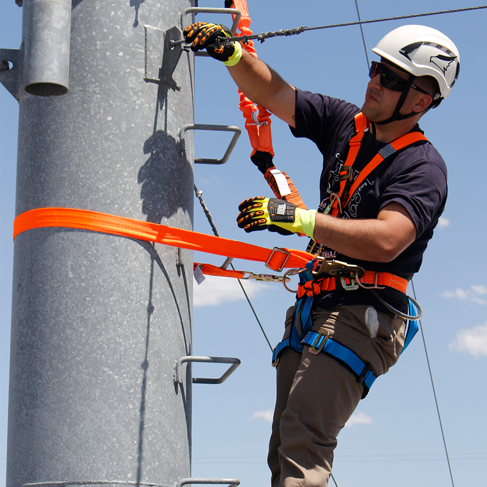 COLA DE AMARRE DE CINTA PLANA 1.5 Y 2 MTS CON MOSQUETONES DE 18MM Y 55MM DE PASCALE