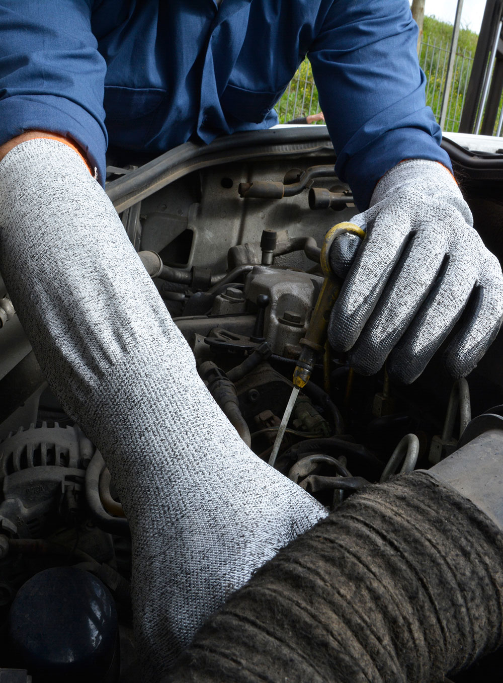 GUANTE S/ COSTURA ANTICORTE PROTECCIÓN ANTEBRAZO BAÑO EN PALMA NITRILO DE PASCALE