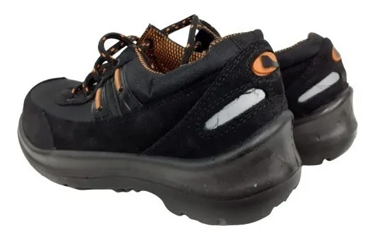 ZAPATILLA DE SEGURIDAD PARDO CON PUNTERA