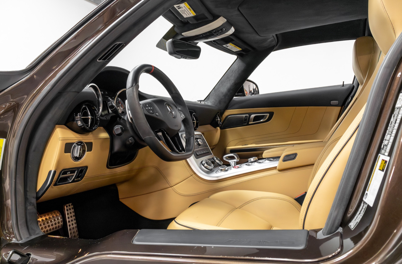 2021 Ferrari 812 GTS