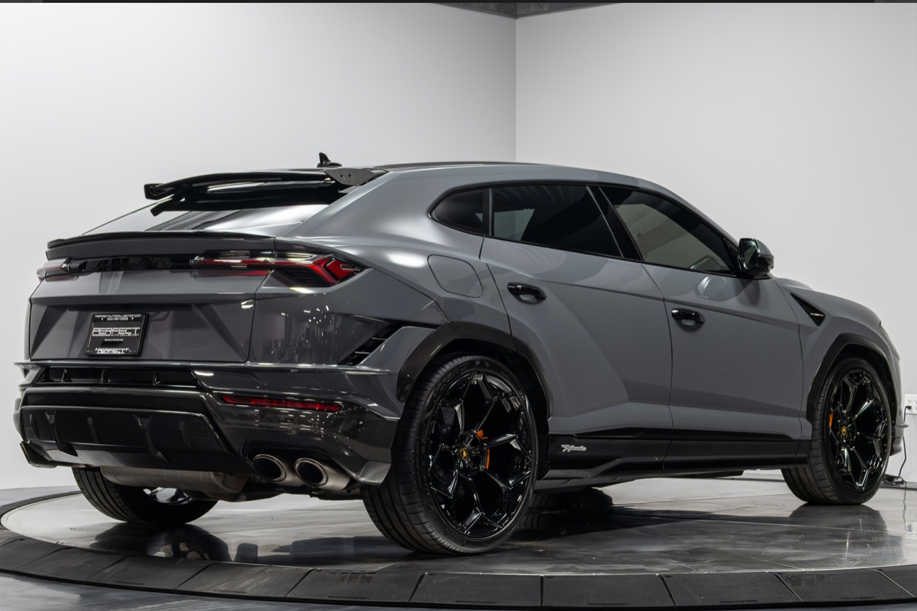 Lamborghini Urus Performante
