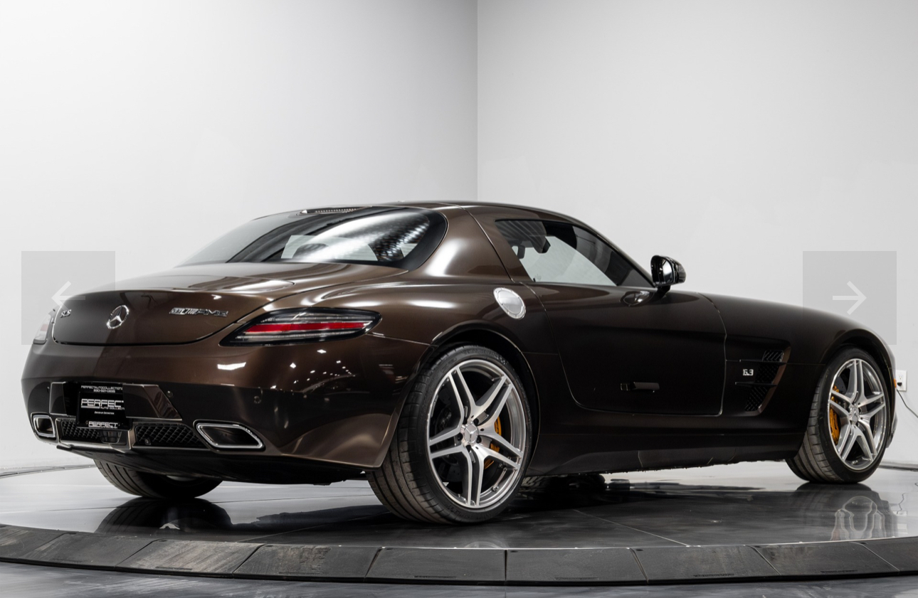 2021 Ferrari 812 GTS