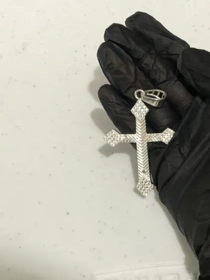 Dije de Cruz de Plata Diamantado .925