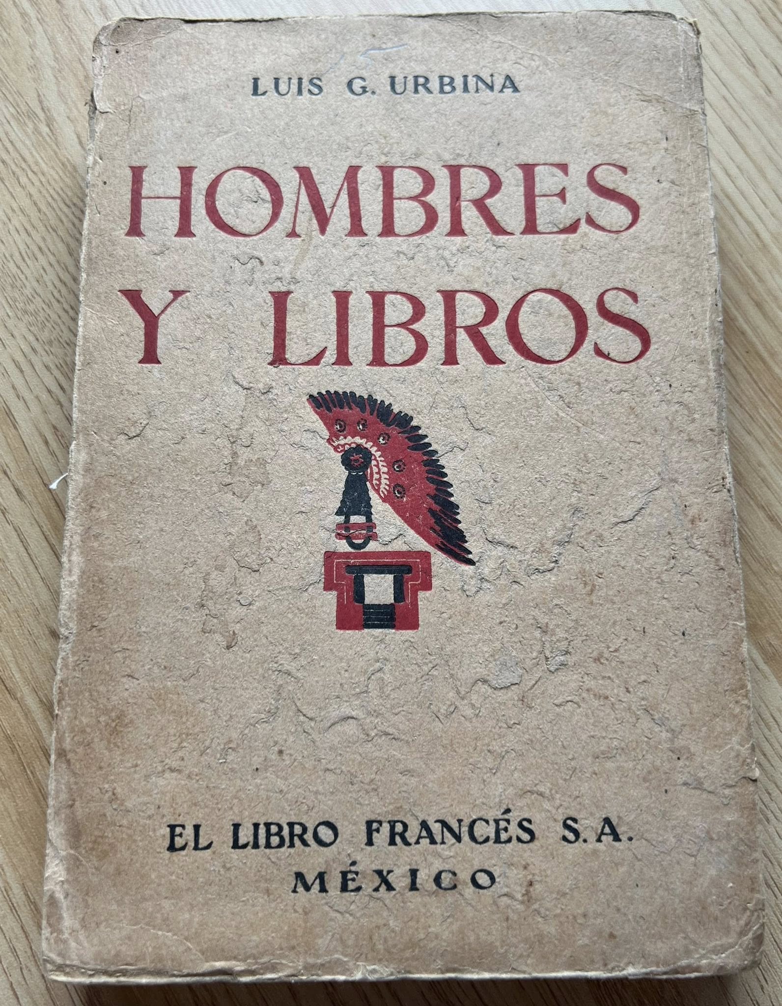 Hombres y Libros por Luis G. Urbina