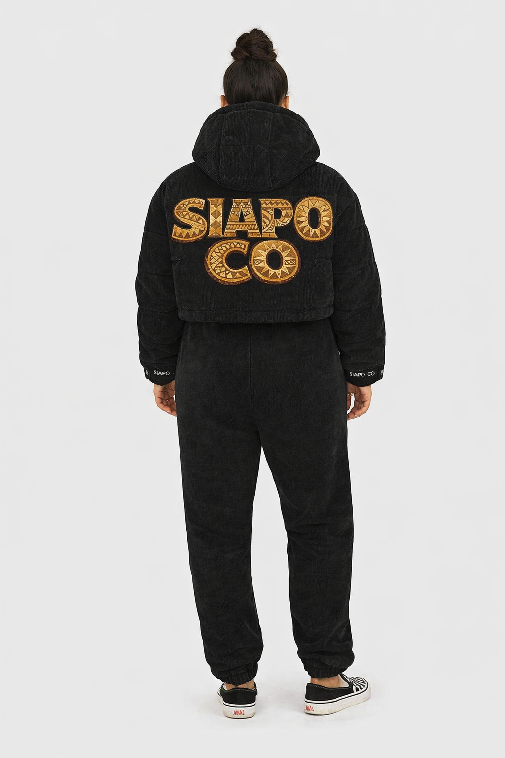Siāpo Co – Corduroy Crop Puff Coat