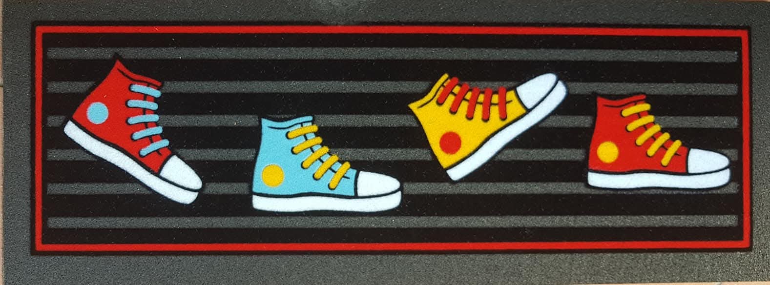 Zerbino colorato con motivo a sneakers - Colorful Sneakers Door Mat
