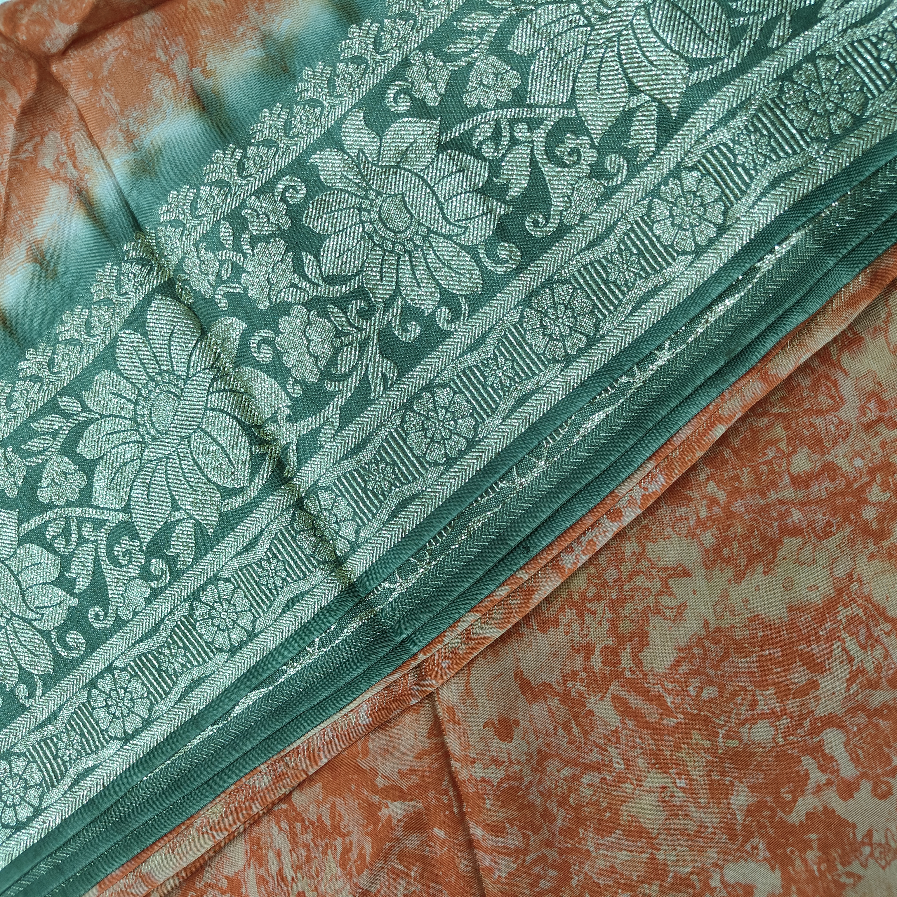 Floral Print Saree with Contrast Blouse