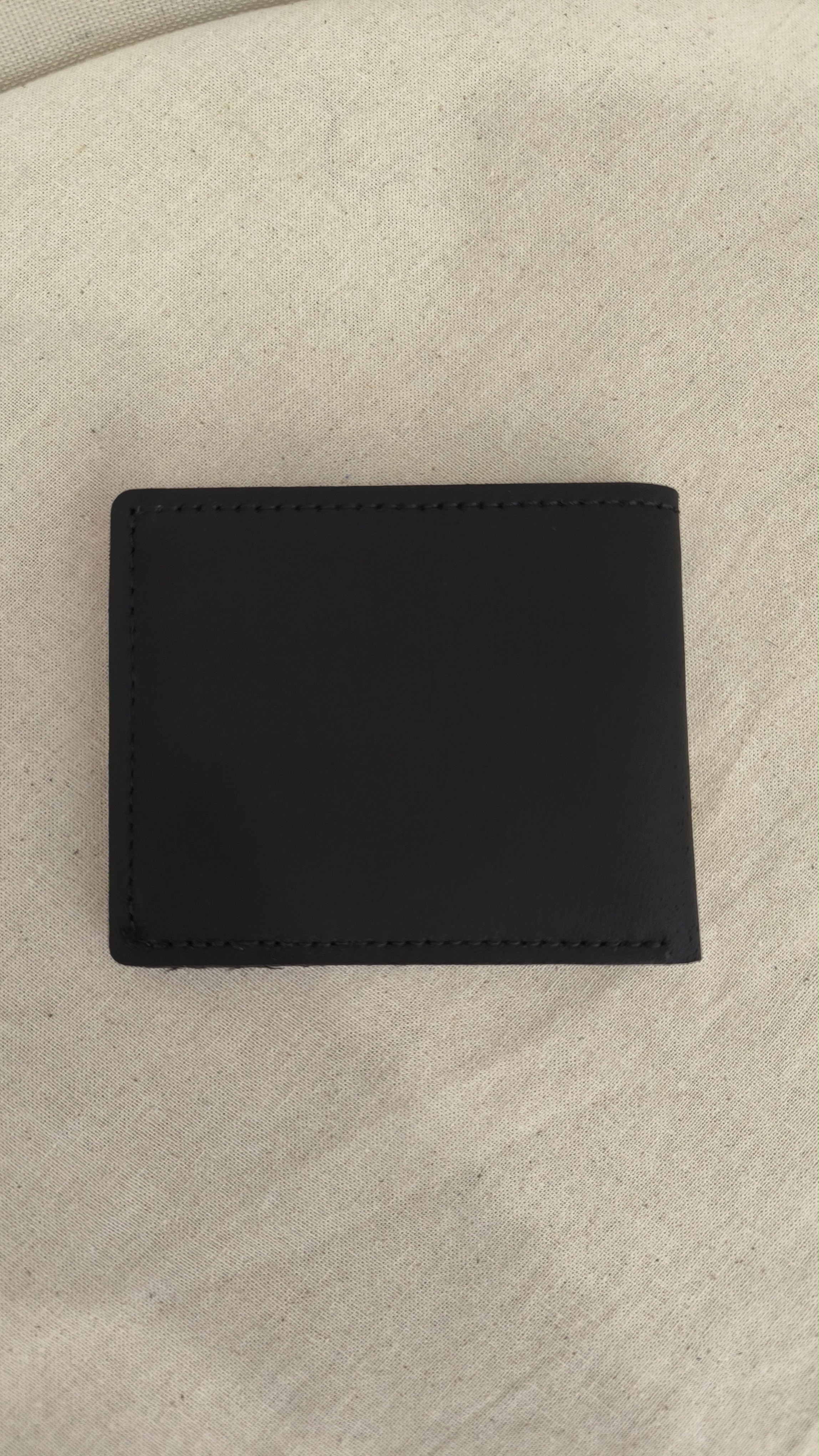 Cartera Bifold "Midnight Black": Piel Mate