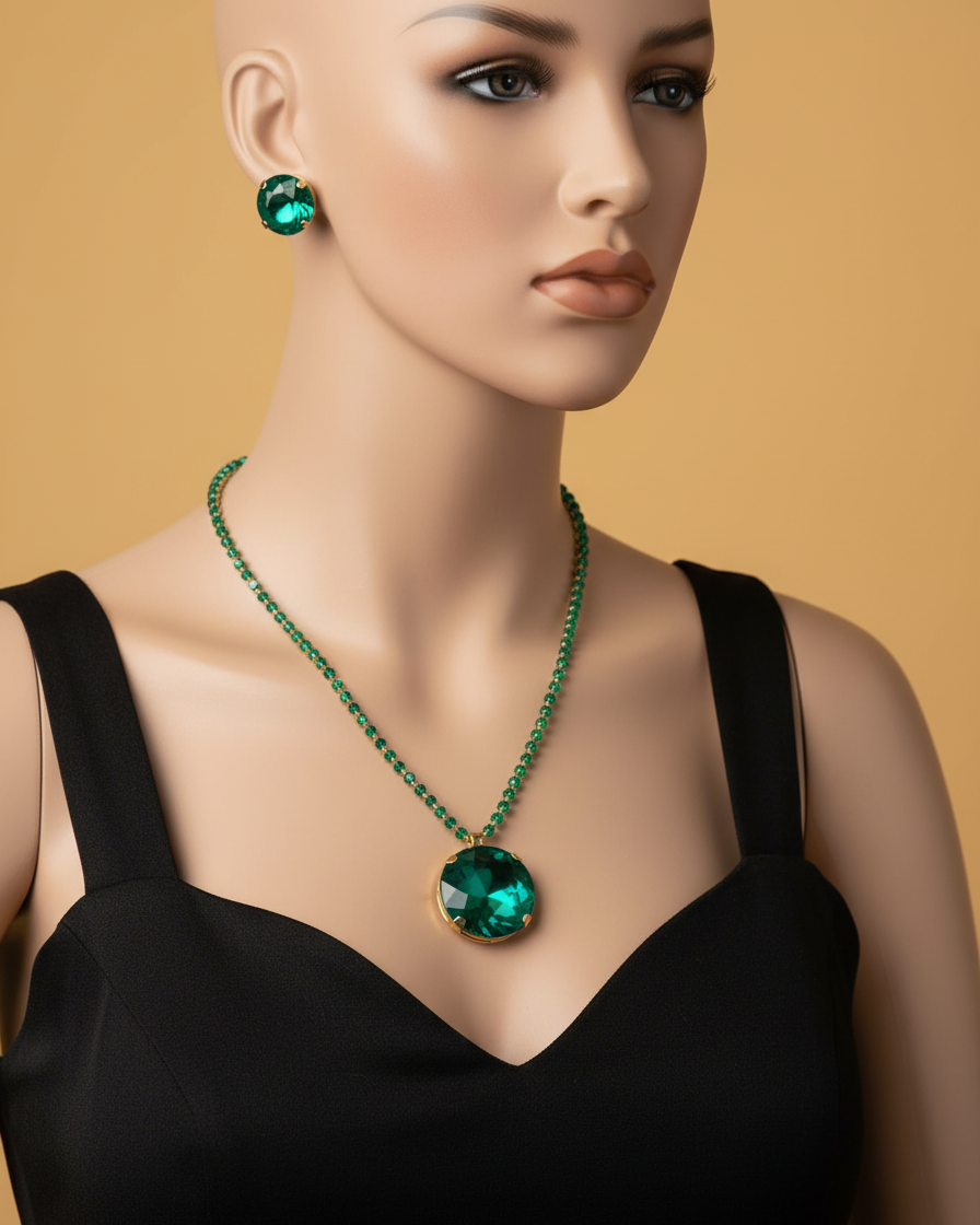 Emerald Green Stone Necklace with Green Stone Pendent