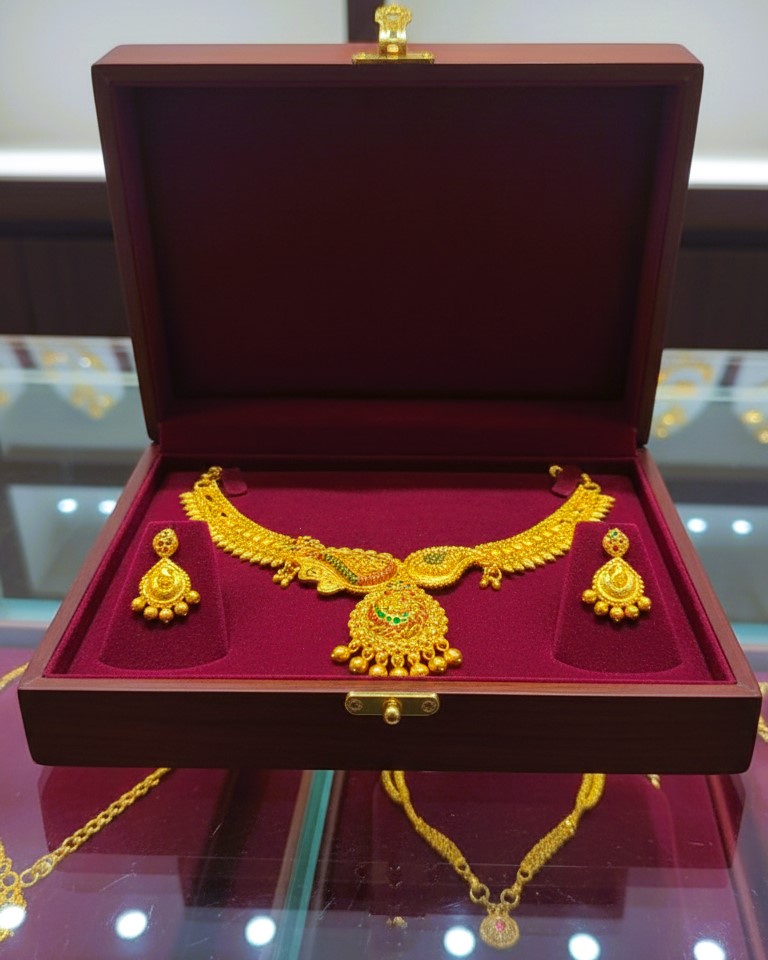 Two Leaf Design One Gram Gold Plated Necklace Set