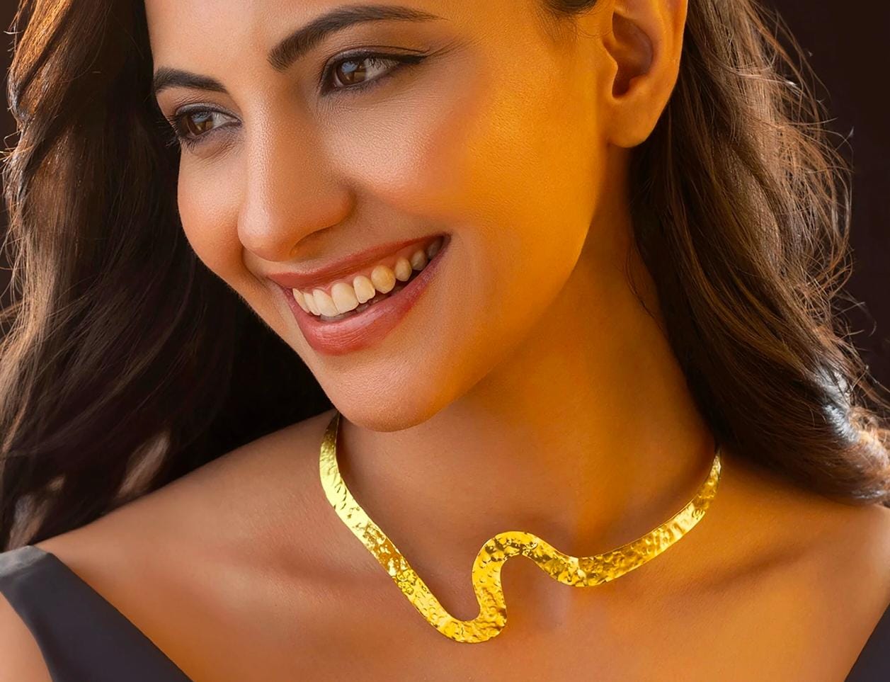 Snake Wave Design Necklace