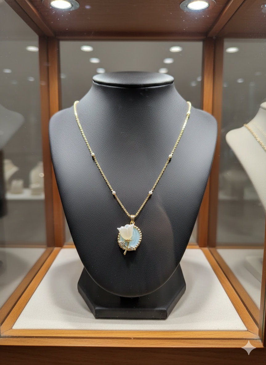 White Flower Pendant with Small Chain Gold Plated