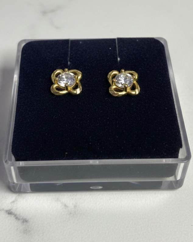 Flower Four Wing Design Gold Plated