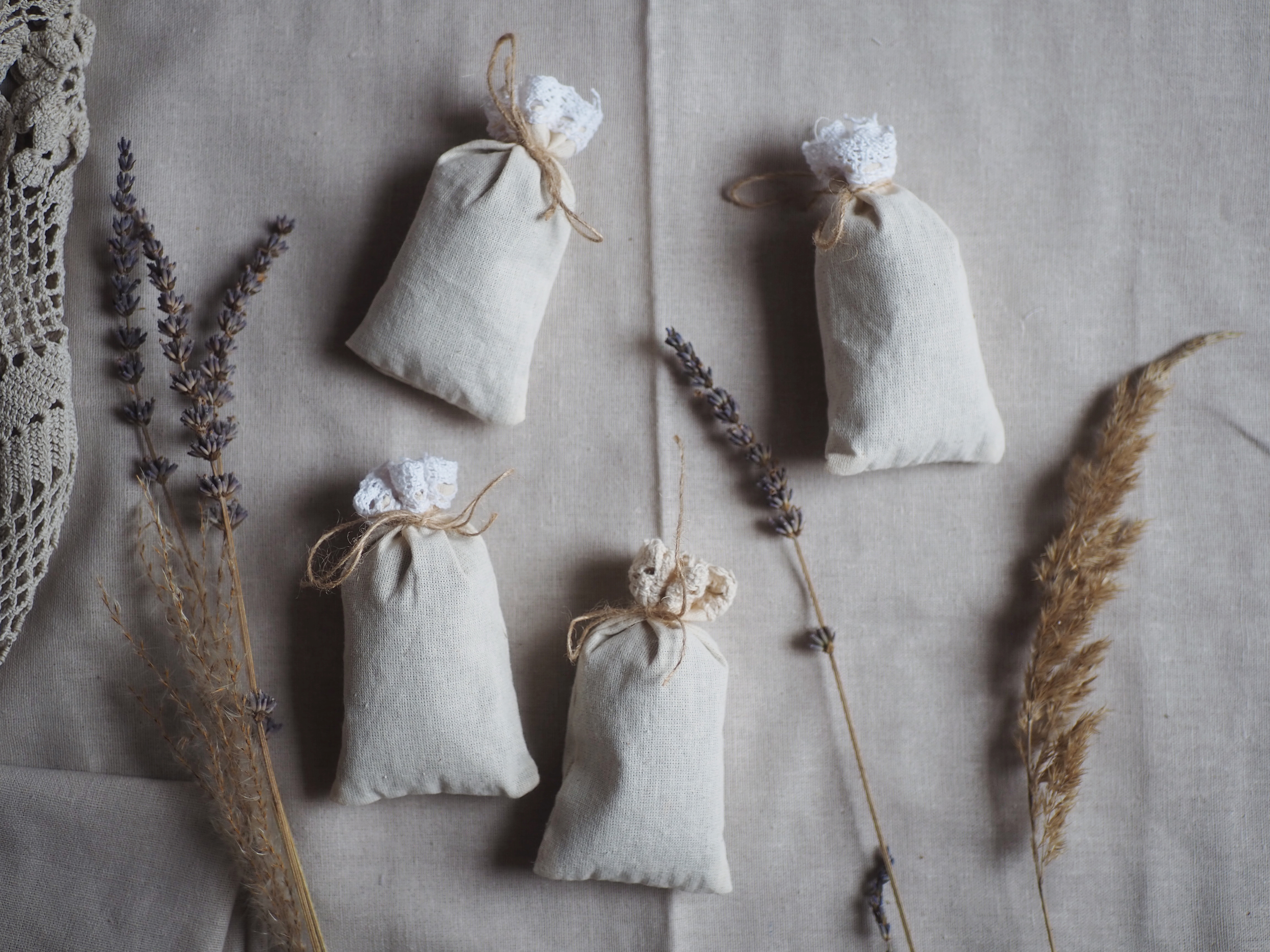 Woreczek z suszem lawendowym