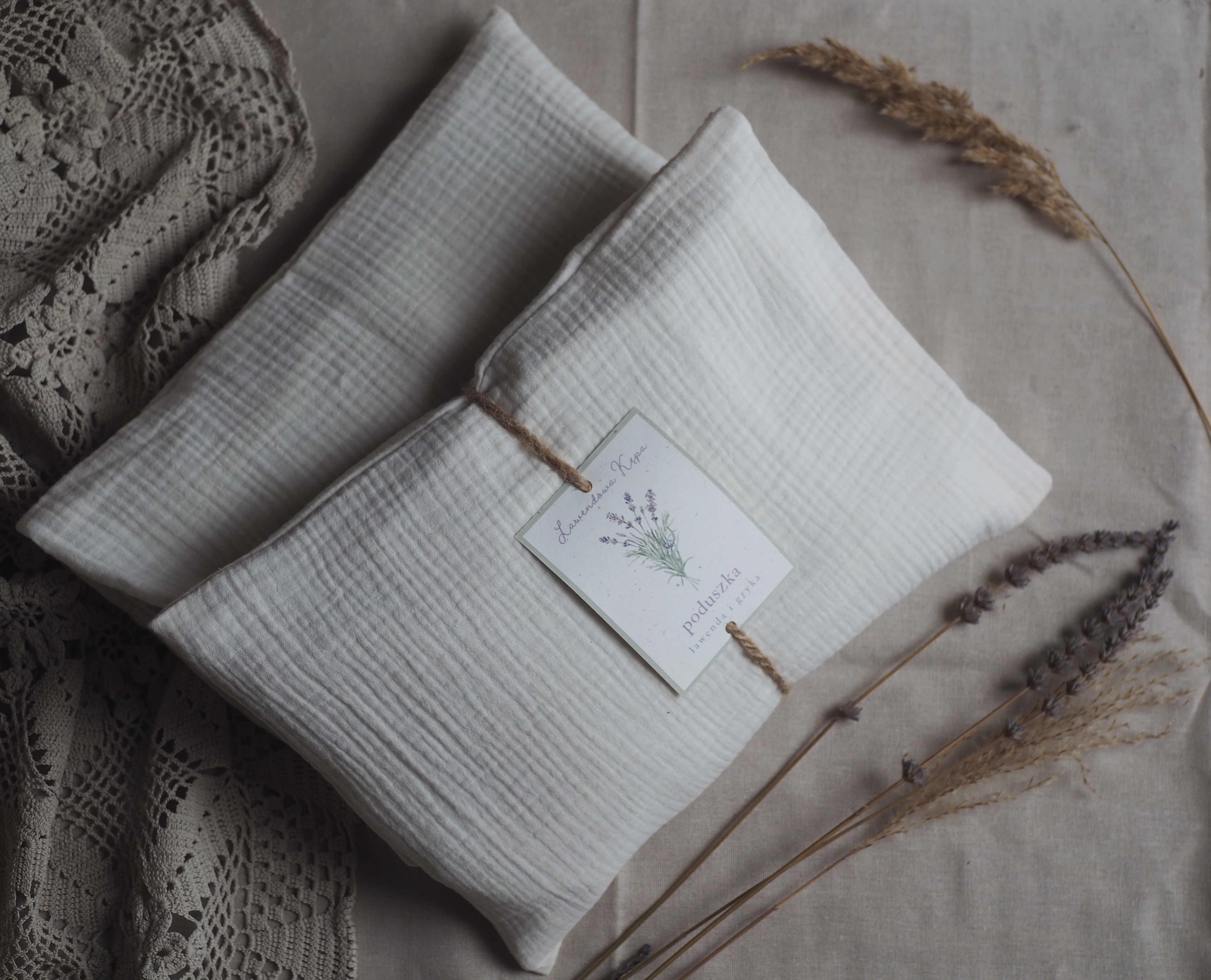 Poduszka pod głowę z lawendą i gryką (kremowa)