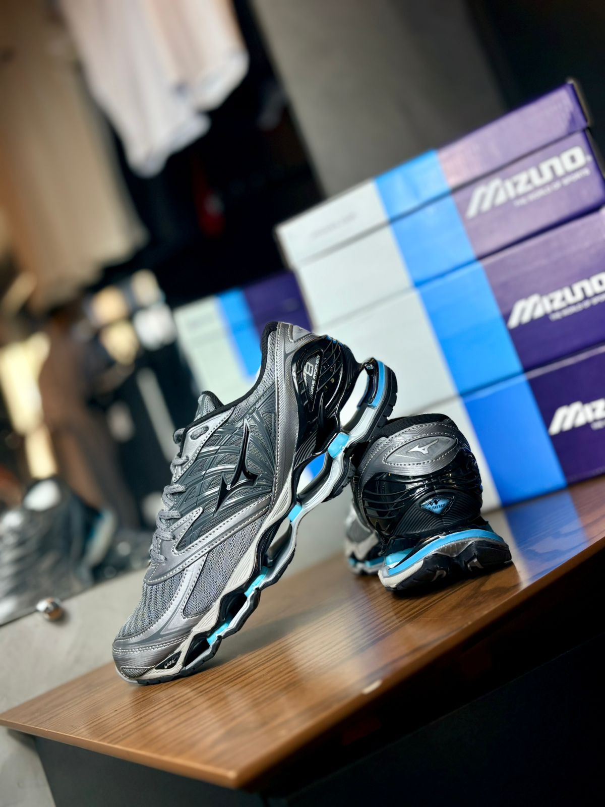 Tênis Mizuno Wave Prophecy 8