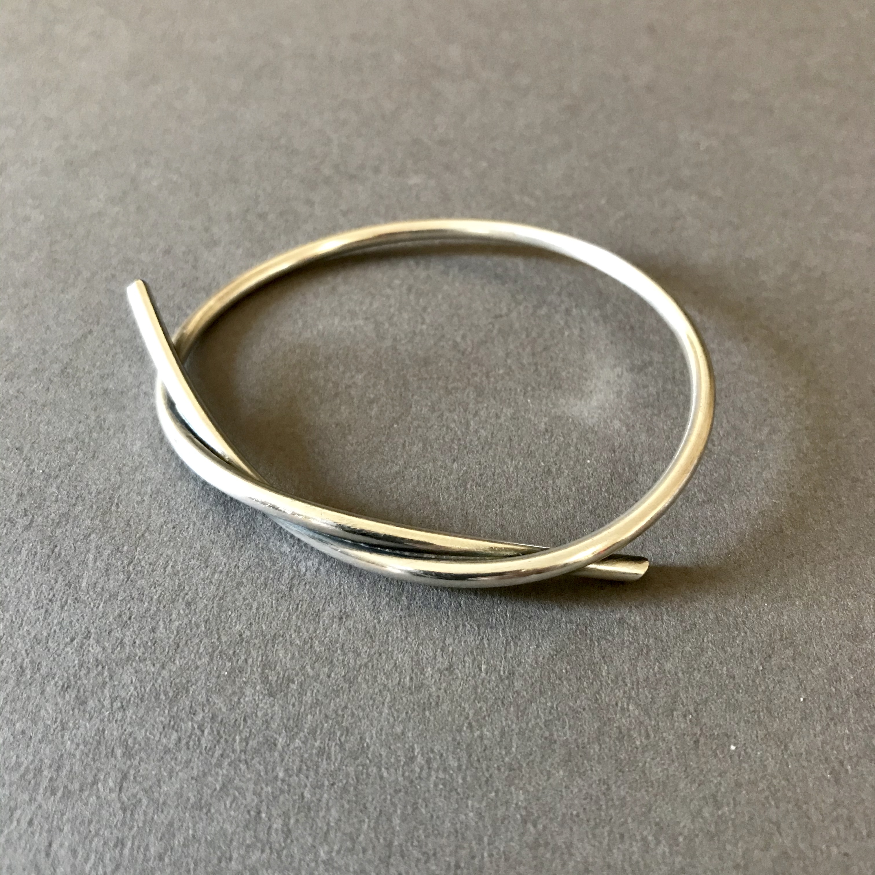 Bracelet nœud en argent