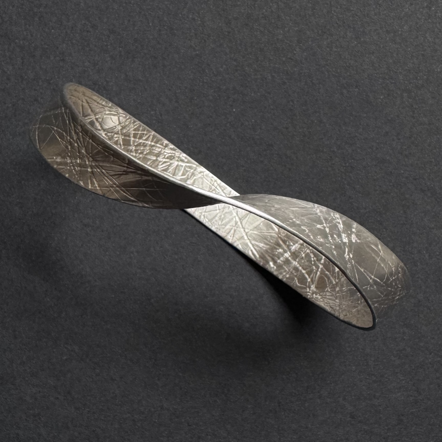 Bracelet en argent Mõbius