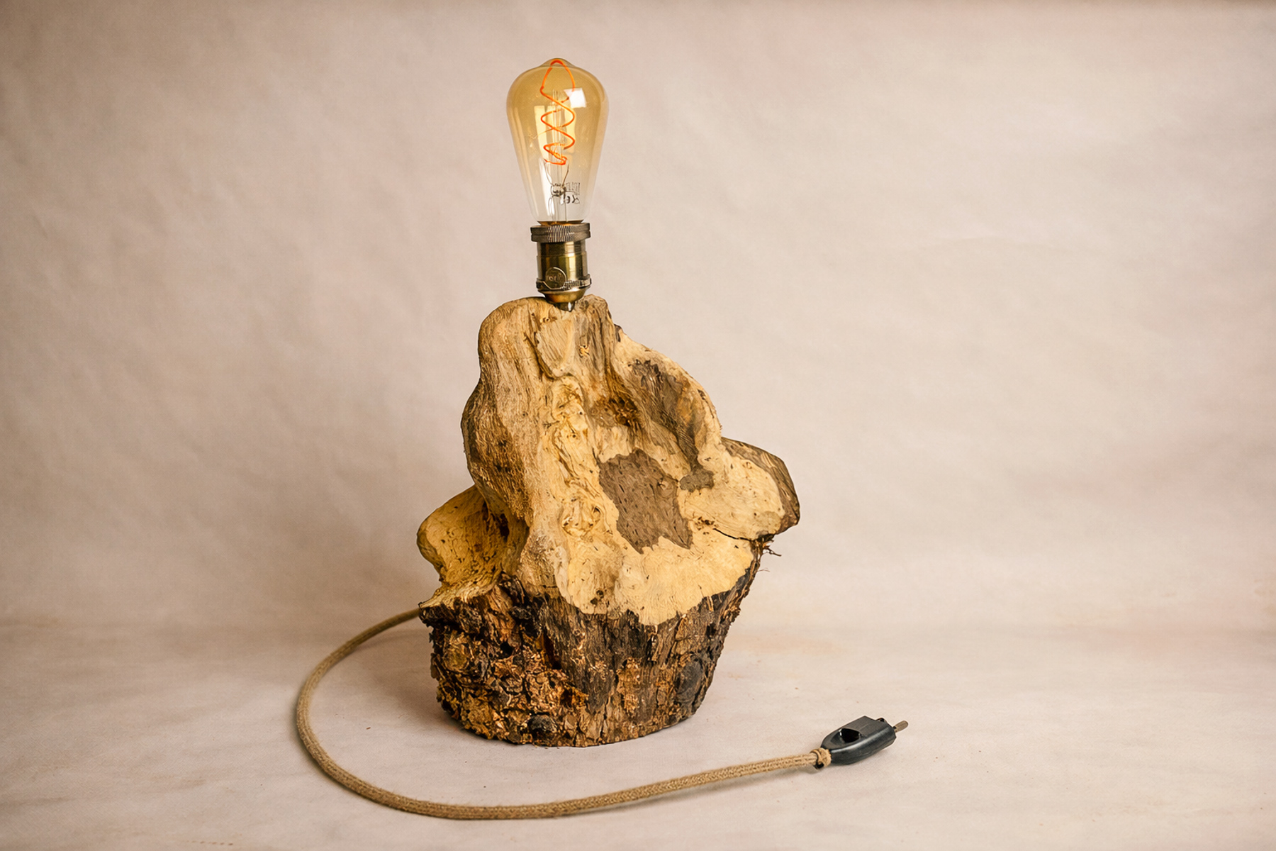 Lampe de table "Stumpo"