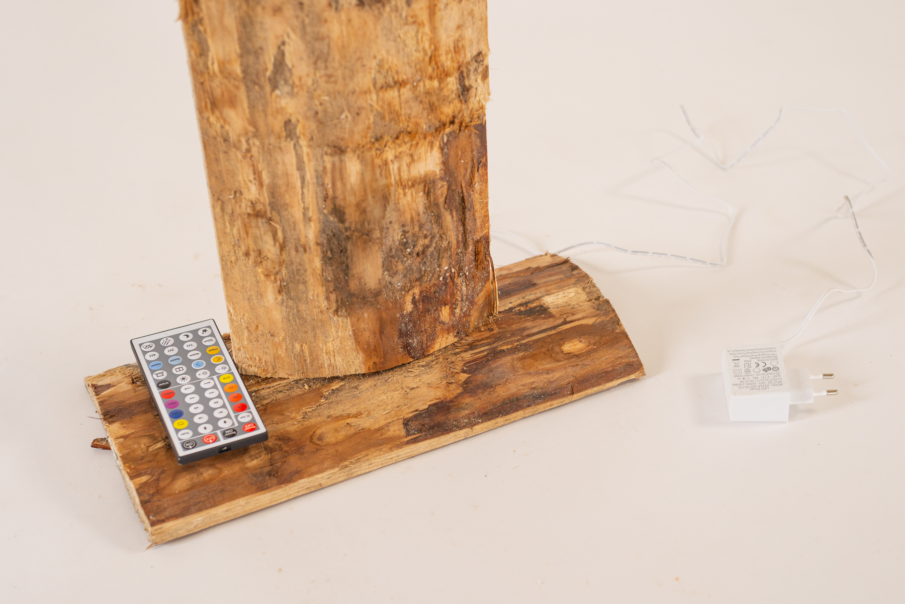 Lampe "Aŭbier-douglaso N2" 