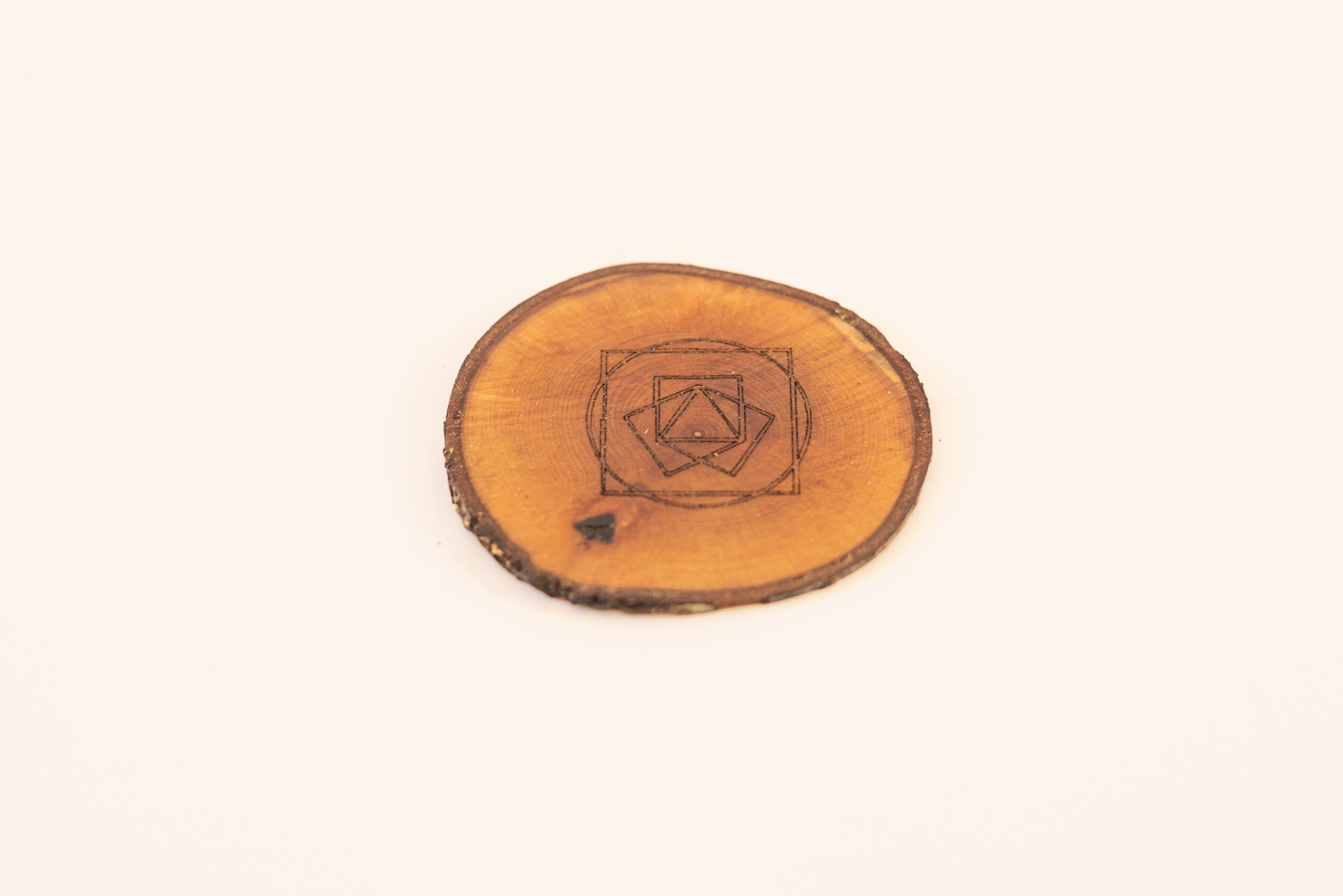 Gravure sur rondelle de branche