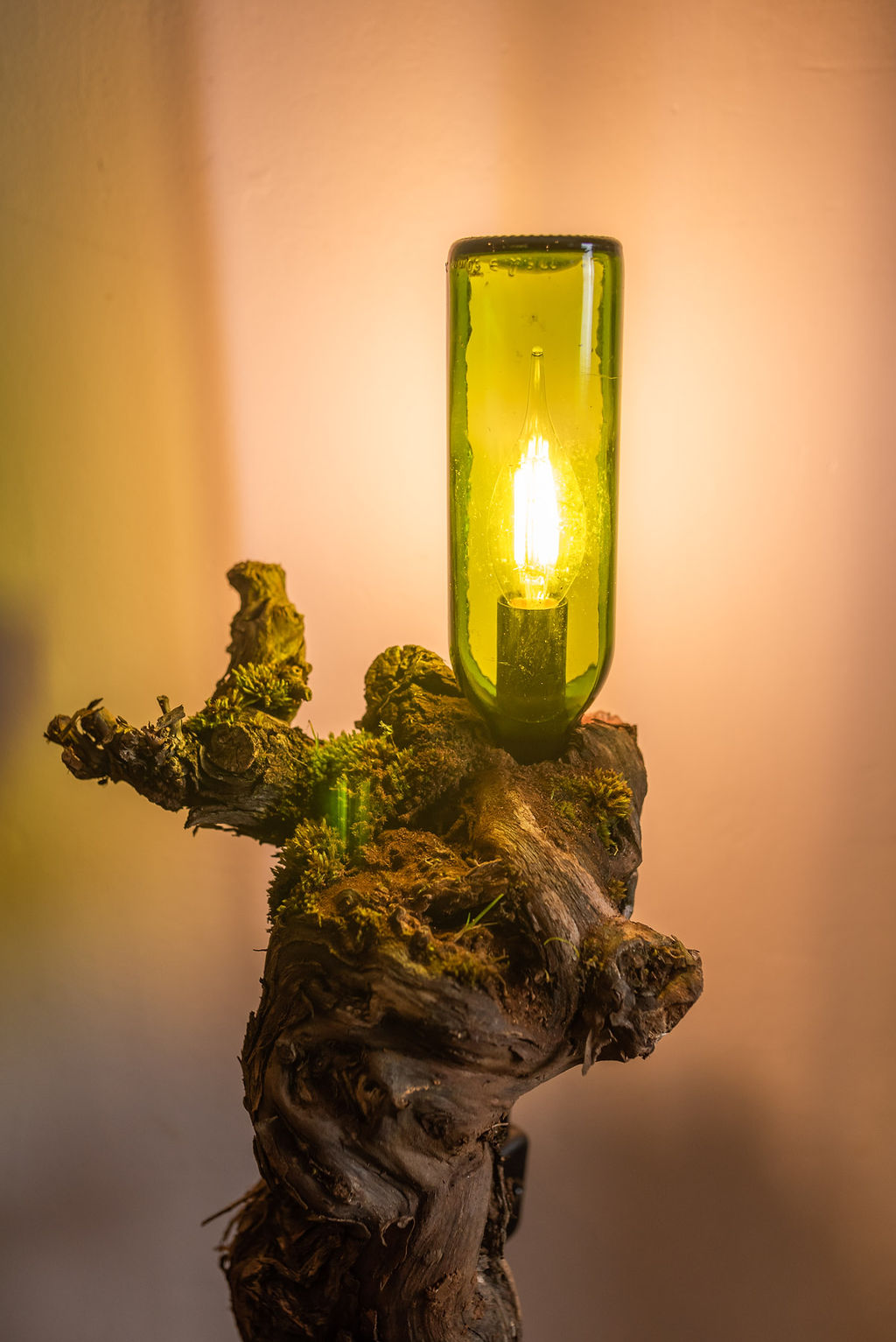 Lampe "Granda tranĉita botelo"