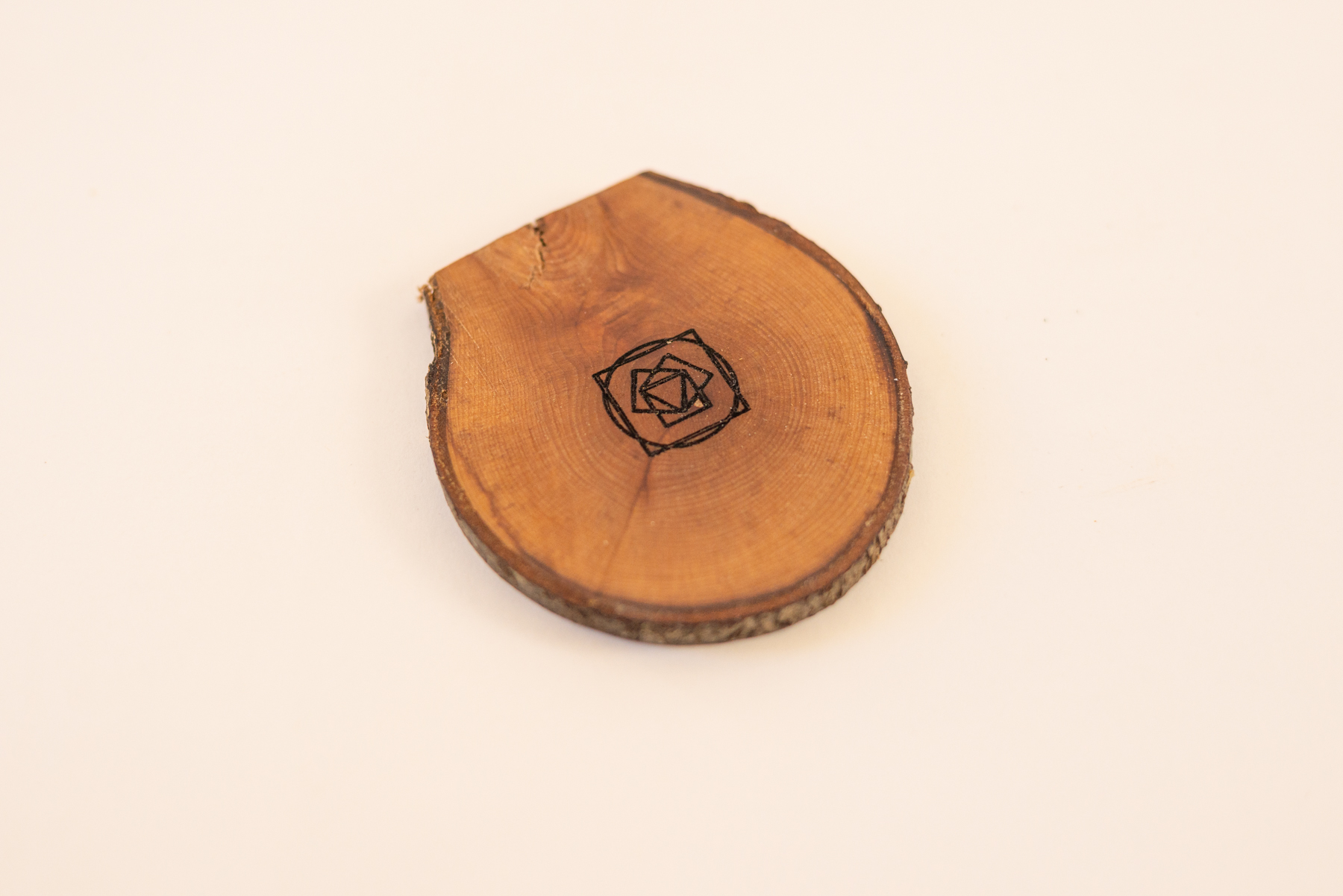 Gravure sur rondelle de branche