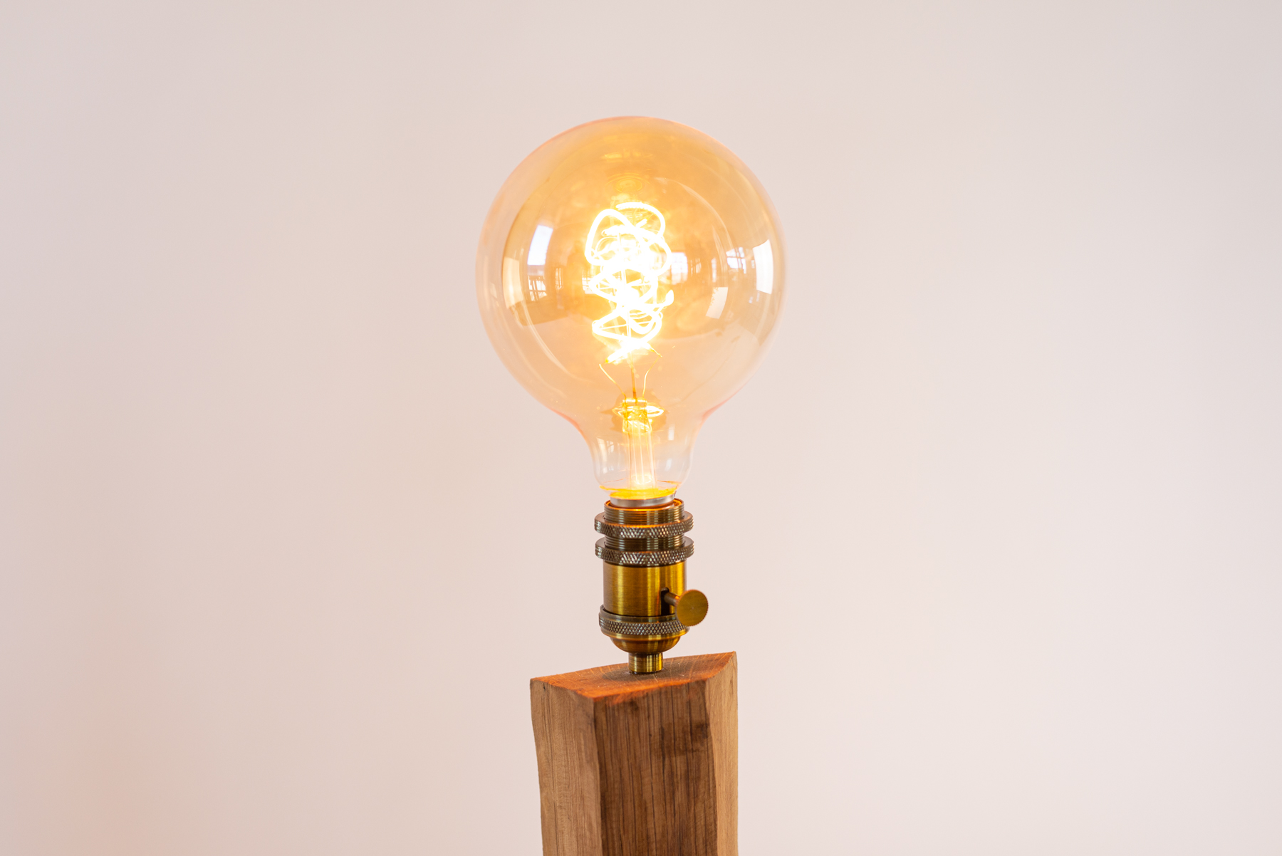 Lampe "Fajrotrunko N1"