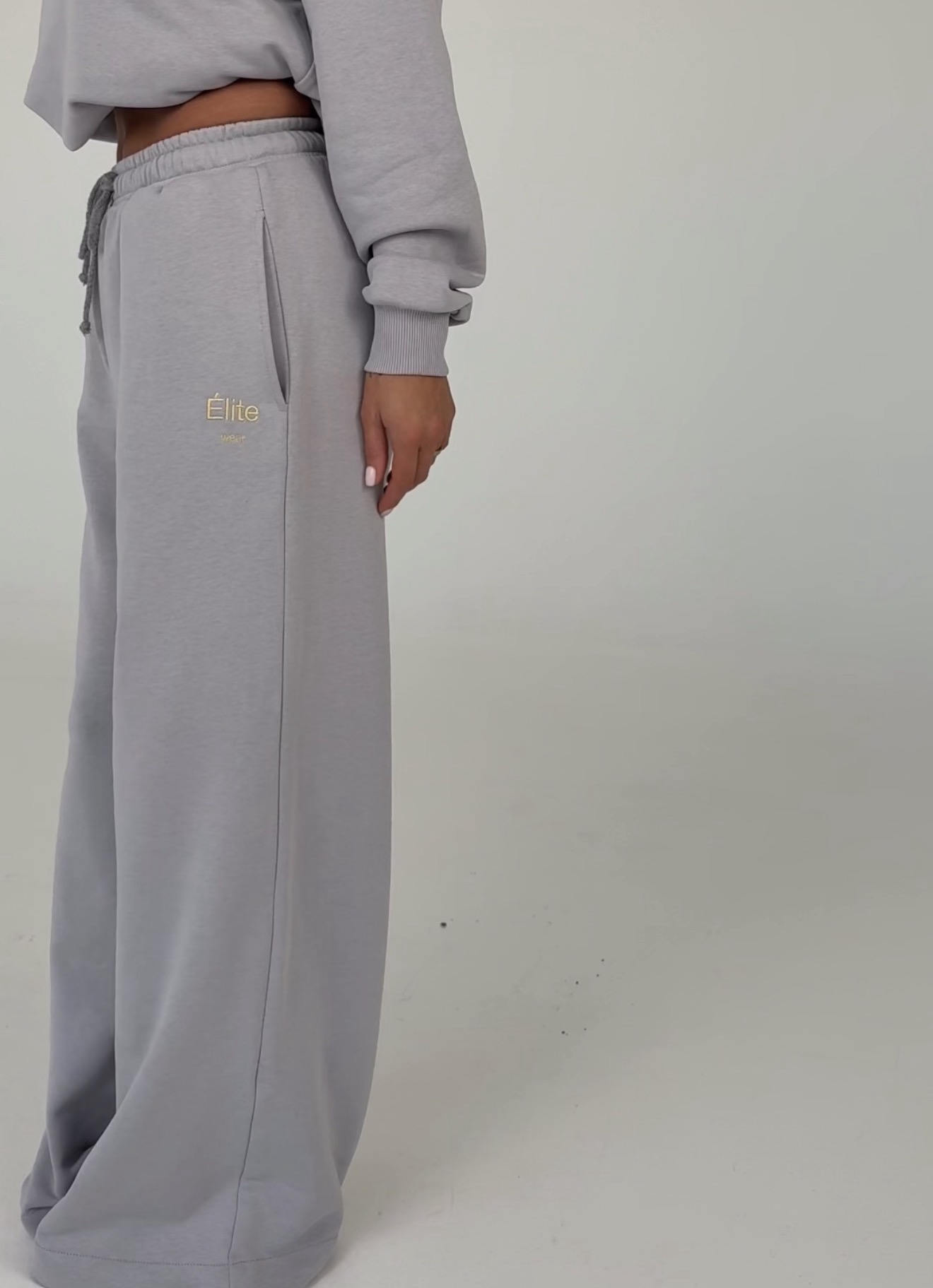 SIGNATURE Laisvalaikio kelnės