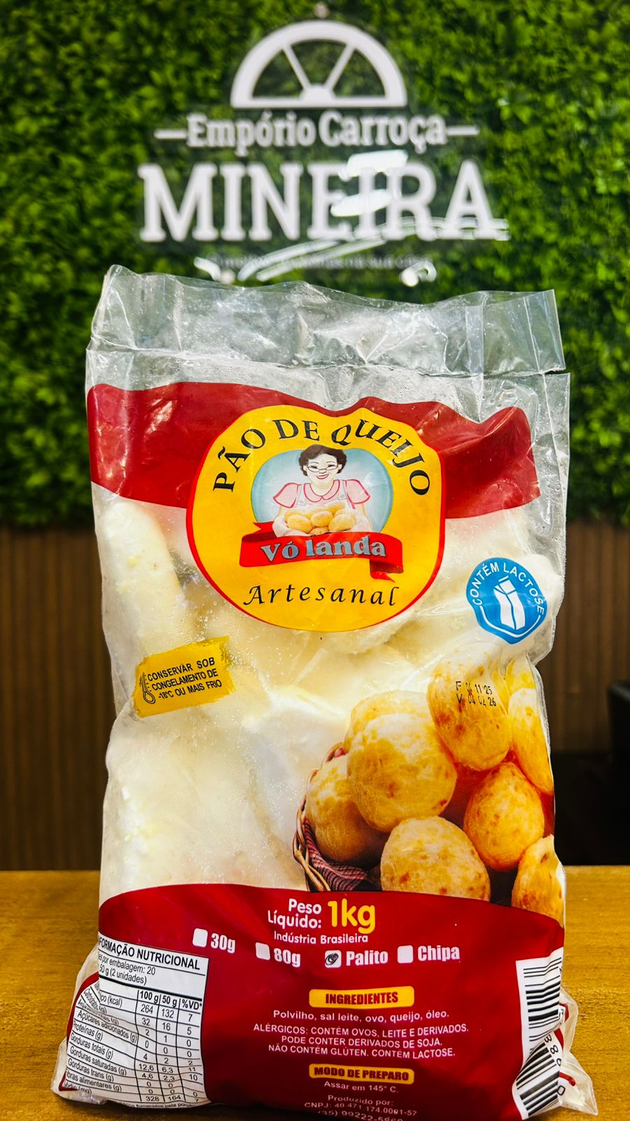 PALITO EMPANADO COM PARMESÃO