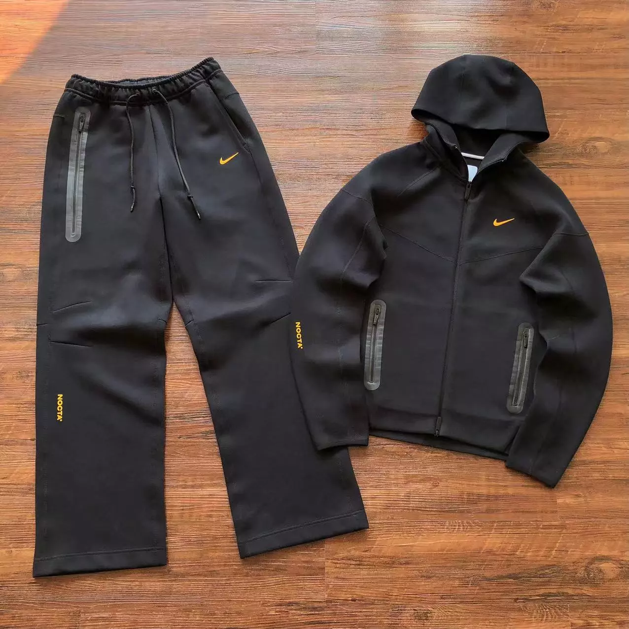 Conjunto Nike x Nocta Black And Yellow