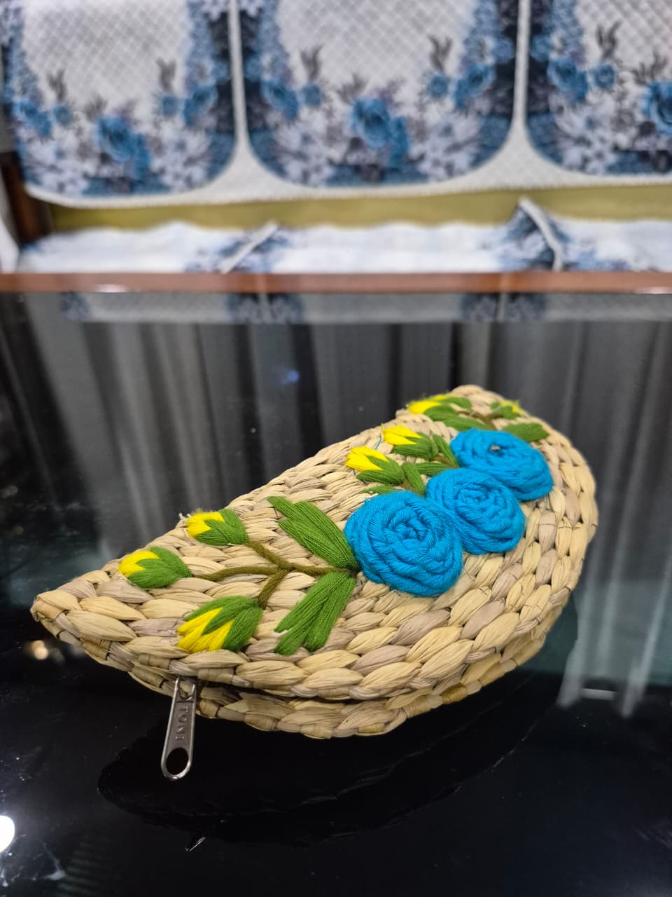 Kauna Grass Purse 8inch