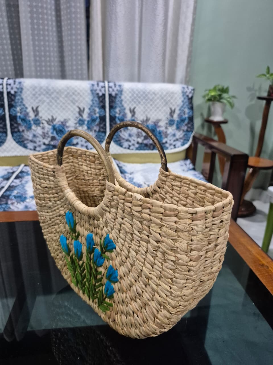 Kauna Grass U Shaped Bag